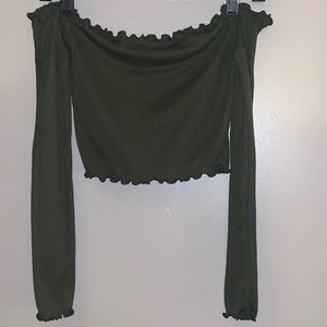 Pretty Little Thing Long sleeve Crop Top